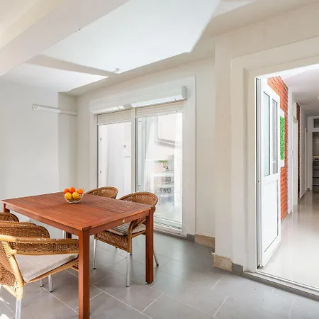 Apartment Hundefreundliches Mit Mediterranem Garten - 600 Meter Zum